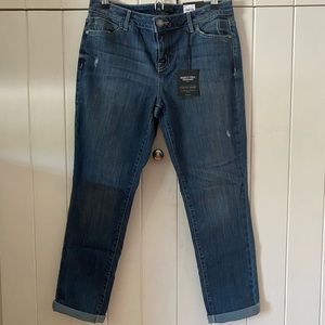 NWT Simply Vera Straight Jeans (Petite)